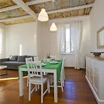 Vista Isola Apartment